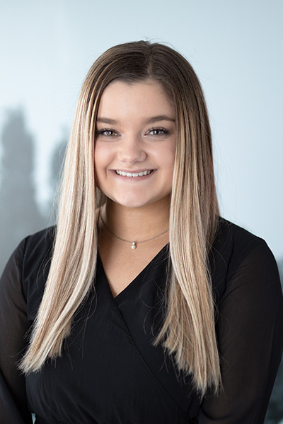 11.9.21_Headshot_Alison_1_Favorite_Website 11.9.21_Headshot_Alison_1_Favorite_Website